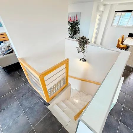 Feriehus L'horizon Bleu, Grande Maison Spatieuse Vue Mer, Intendance Luxury Host *
