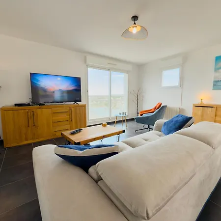 L'horizon Bleu, Grande Maison Spatieuse Vue Mer, Intendance Luxury Host * Cherbourg-en-Cotentin